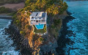 Paradise Surf Hotel
